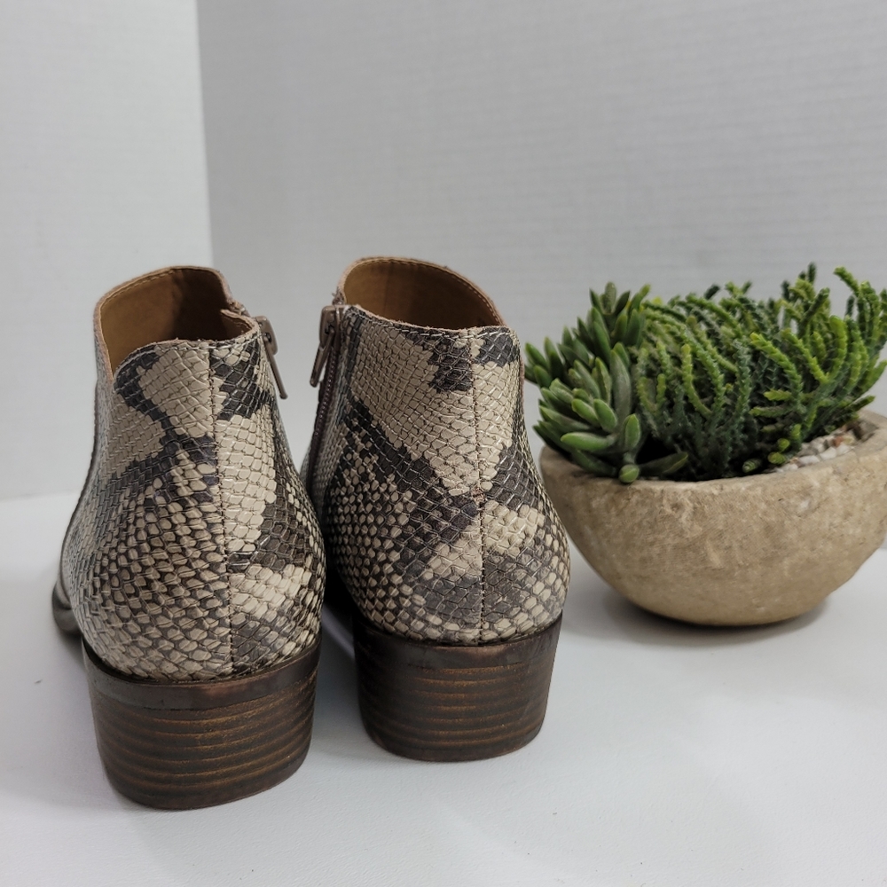 NWT Lucky Brintly Leather Waterproof Bootie 9.5 - Picture 6 of 11